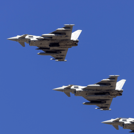 Formation of 4 RAF Typhoons
